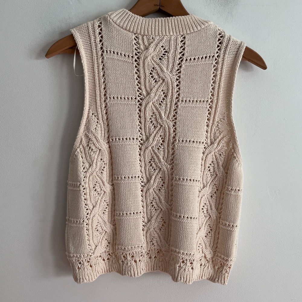 Zara Embroidery Floral Knit Scalloped Hem Vest - Picture 5 of 8